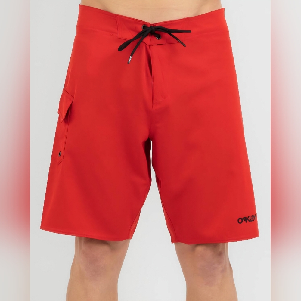 Oakley Men's Red Board Shorts with Lace-Up Waist Regular Fit Size 34 P-2097